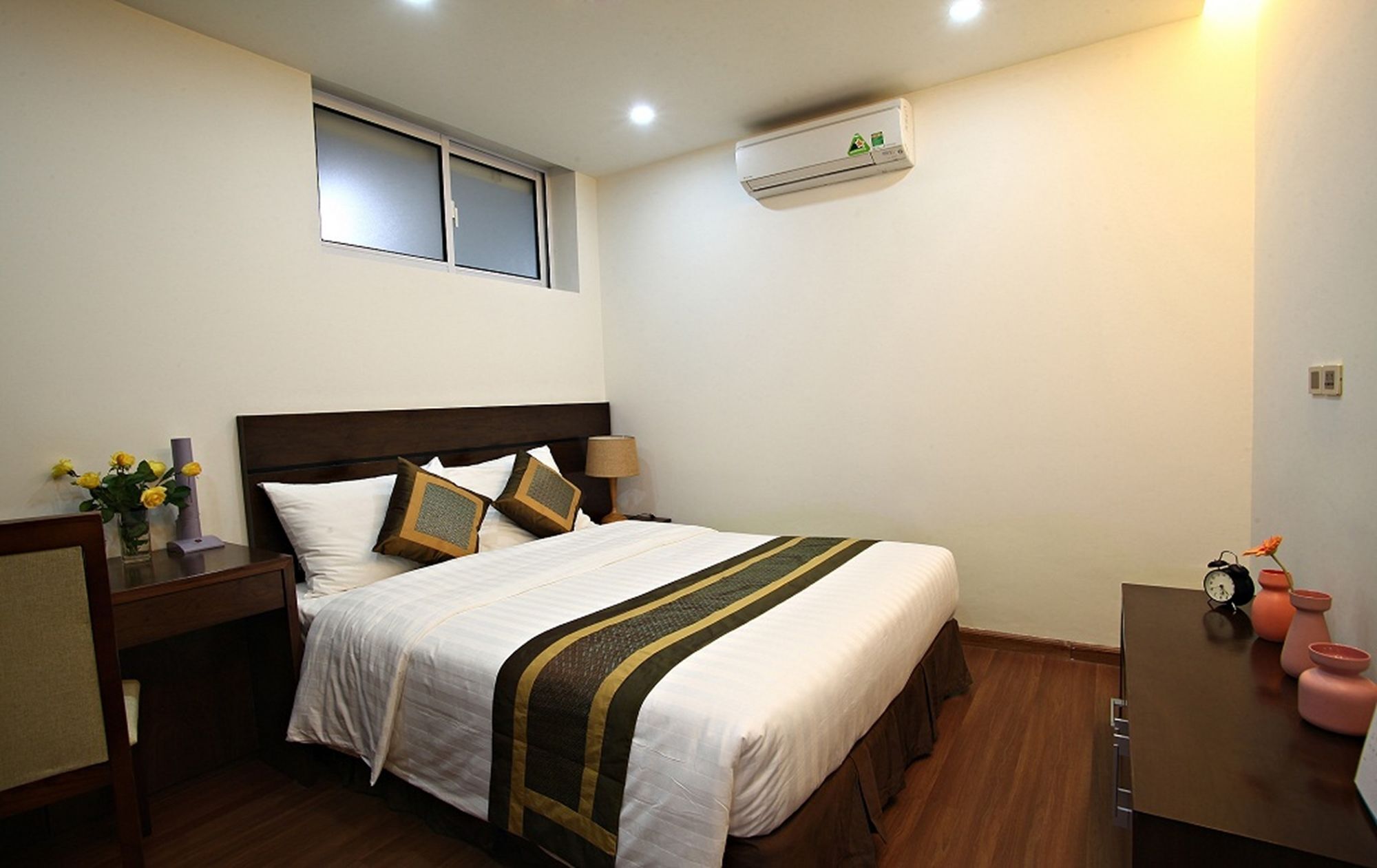 The Bloom Classic - Hotel And Bistro Hanoi Buitenkant foto