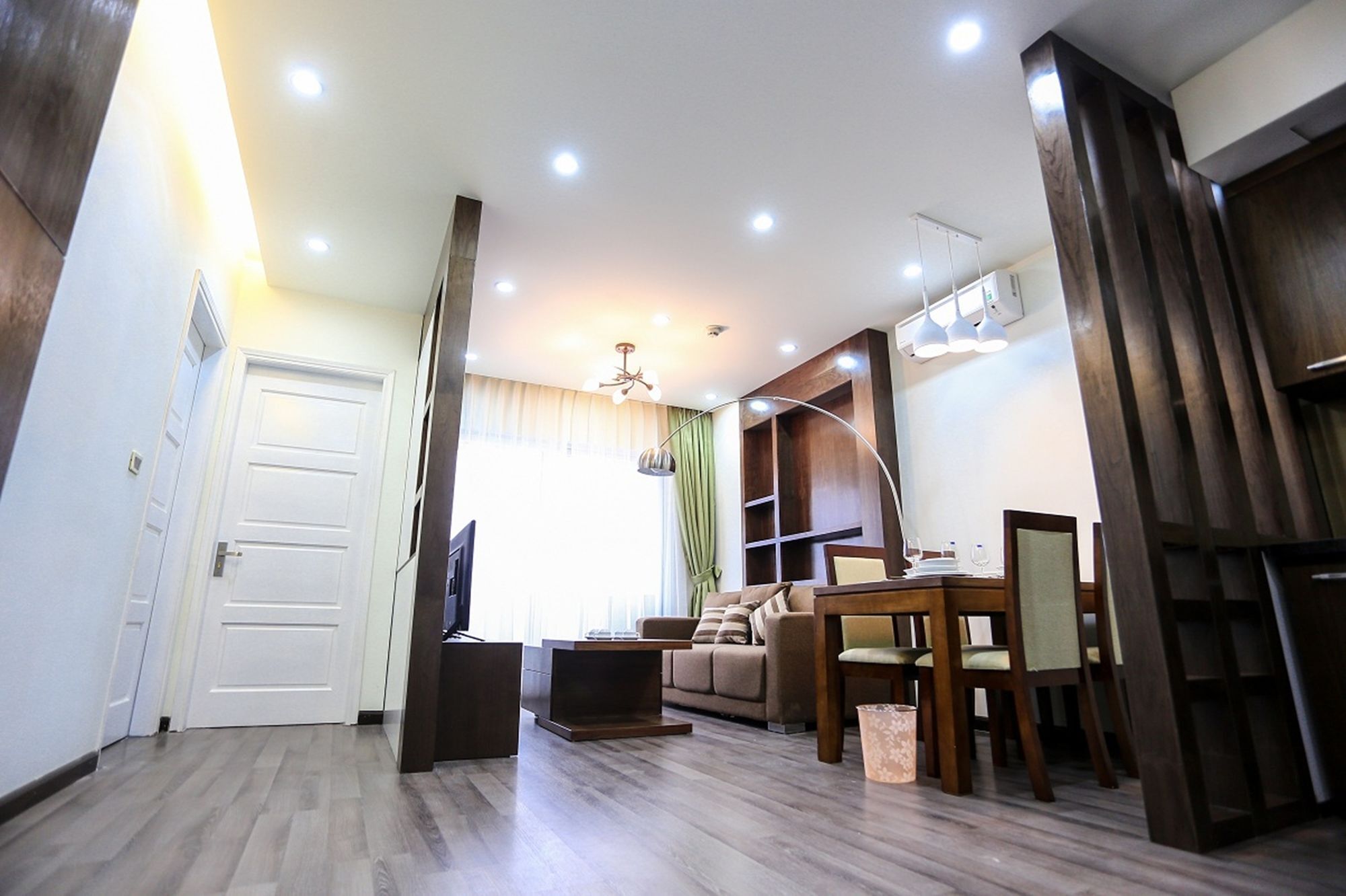 The Bloom Classic - Hotel And Bistro Hanoi Buitenkant foto